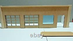 1/18 Scale Diorama Gas Station/store Opening Doors Unfinished Ad Your Touch