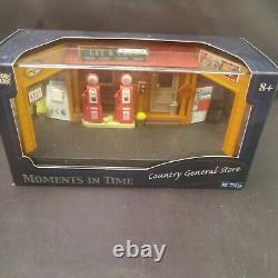 5 MOMENTS IN TIME DIORAMA MOTORMAX Diner Garage Store Tire Shop Weekend Mechani