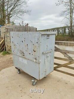Large Site Store safe tool box van vault garage Workshop with Key £350+vat E48