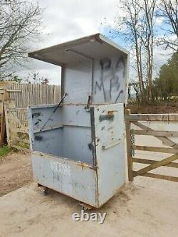Large Site Store safe tool box van vault garage Workshop with Keys £350+vat E34