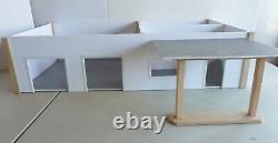 OVERSIZE-Custom Made Model Garage/Gas Station/Store/Office 1/24-25 model Diorama
