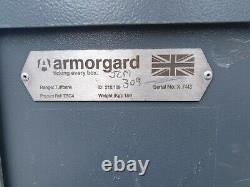 Armorgard Tuffbank Site Store Boîte À Outils Garage Van Nécessite Serrures £ 310 + Cuve E25