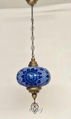 Lampe suspendue en mosaïque de verre turco-marocaine de grande taille