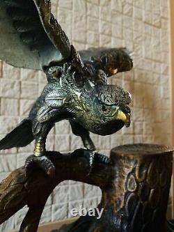 Ornement en métal de faucon Aigle Oiseau Rapace Sculpture en fer Art Souvenir 13 lb Japon