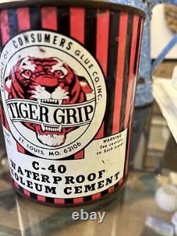 Vintage Rare Tiger Grip Can Gas Oil Country Store Peut Râper Des Graphiques Garage Deco
